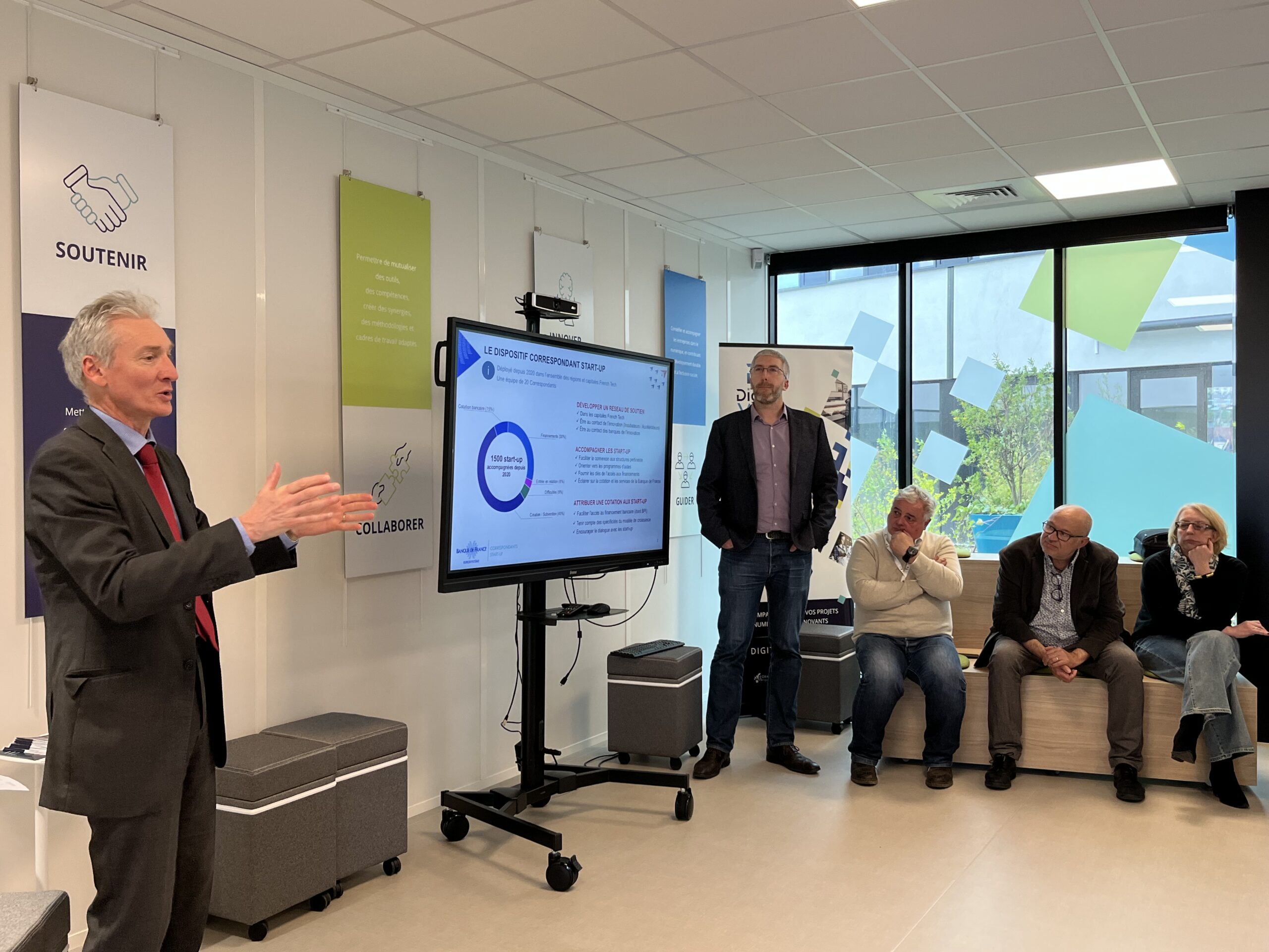 photo_lancement_incubateur